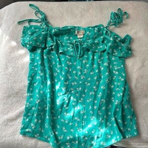 Billabong size medium tank with tie straps